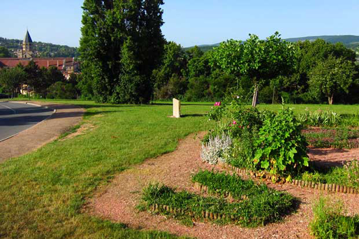 panorama-cluny-quinconce-jardin-partage